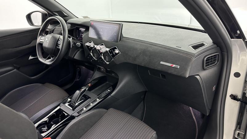 Vente en ligne Ds Ds3 Crossback Ds3 crossback 1.2 PureTech 130ch Performance Line EAT8 au prix de 17 510 €