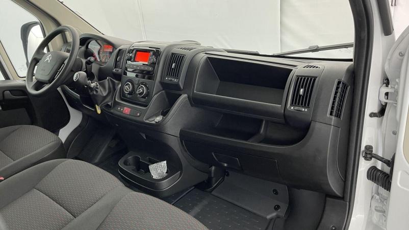 Vente en ligne Citroën Jumper Fourgon Jumper L2H2 35 2.2 BlueHDi 140ch Base au prix de 30 900 €