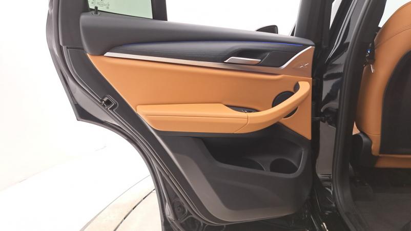 Vente en ligne Bmw X3  20 i 184ch Automatique/8 M sport au prix de 34 820 €