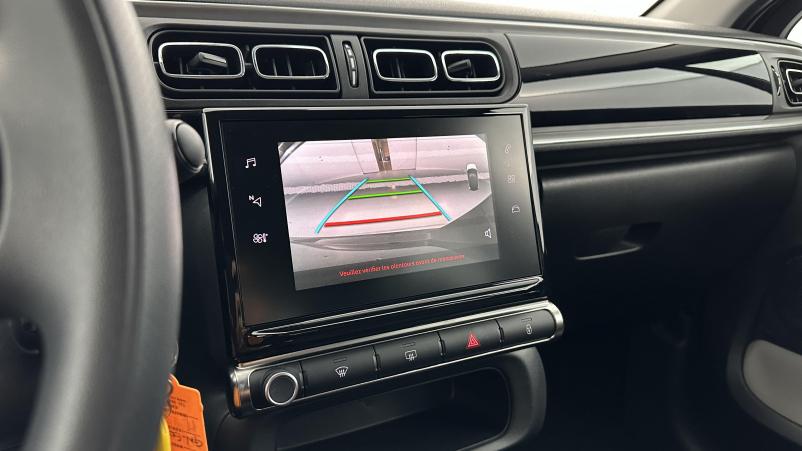 Vente en ligne Citroën C3 C3 III 1.2 PureTech 110ch Shine au prix de 16 010 €