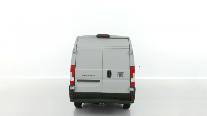 Vente en ligne Fiat Ducato Fourgon Ducato III LH2 3.5 Maxi 180ch H3-Power BVA8 au prix de 42 540 €