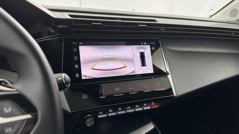 Vente en ligne Peugeot 308 308 1.2 PureTech 130ch Allure EAT8 au prix de 23 400 €