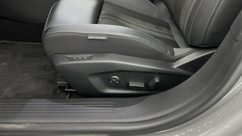 Vente en ligne Peugeot 408 408 1.2 PureTech 130ch GT EAT8 au prix de 27 410 €