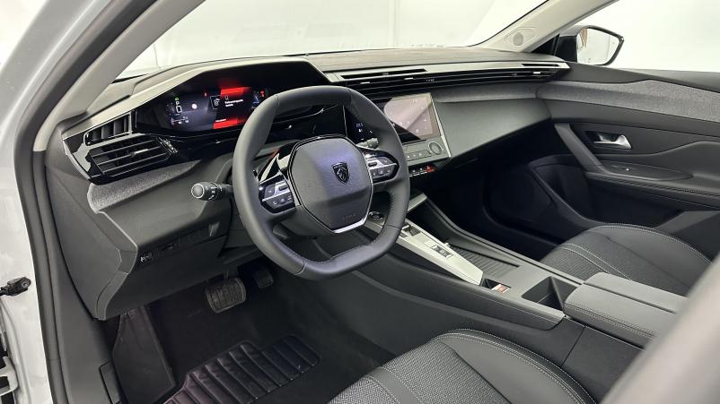 Vente en ligne Peugeot 308 308 III 1.5 BlueHDi 130ch Allure EAT8 au prix de 27 410 €