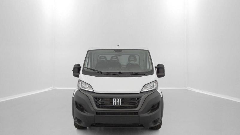 Vente en ligne Fiat Ducato Fourgon Ducato cc 3.5 L 2.2 H3-Power 140ch Maxi Benne Acier + Coffre JPM au prix de 40 500 €