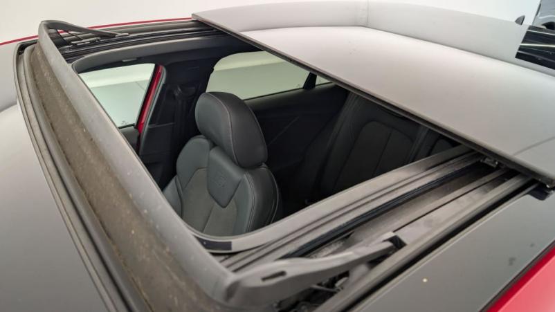 Vente en ligne Audi Q2 35 TFSI COD 150 S tronic 7 S Line au prix de 28 500 €