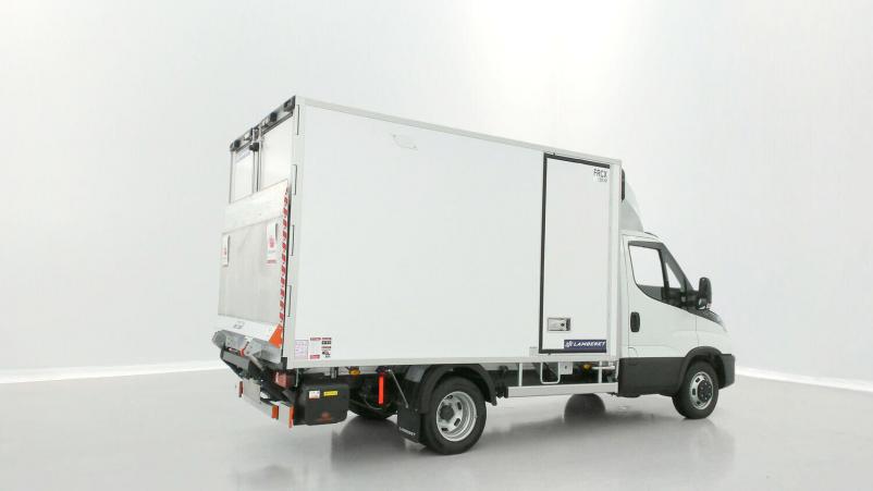Vente en ligne Iveco Daily Daily III 35C16H 3450 3.0 160ch Frigo Lamberet au prix de 72 560 €