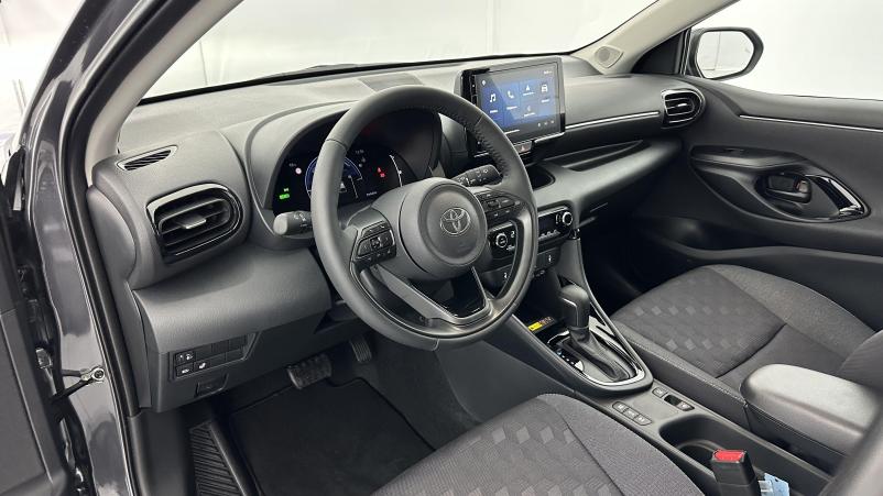 Vente en ligne Toyota Yaris Yaris Hybride 116h Design e-CVT au prix de 25 700 €