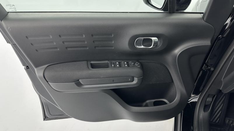Vente en ligne Citroën C3 Aircross C3 aircross II 1.2 PureTech 110ch Shine au prix de 19 010 €