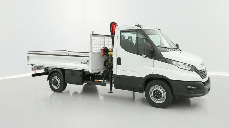 Vente en ligne Iveco Daily Daily III 35S14H 3750 2.3 136ch Benne Alu JPM + Grue PK 2900 au prix de 76 080 €