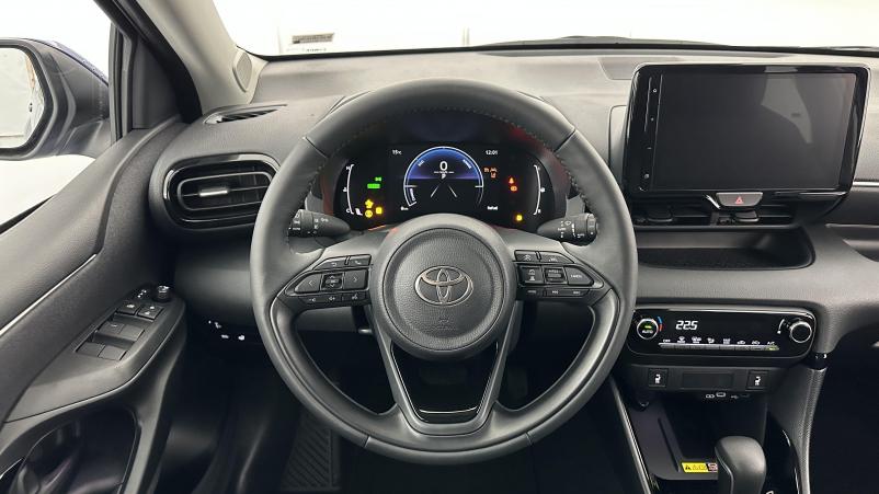 Vente en ligne Toyota Yaris Yaris Hybride 116h Design e-CVT au prix de 26 000 €