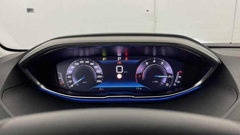 Vente en ligne Peugeot 3008 3008 III 1.2 Puretech 130ch Active Pack EAT8 au prix de 26 400 €