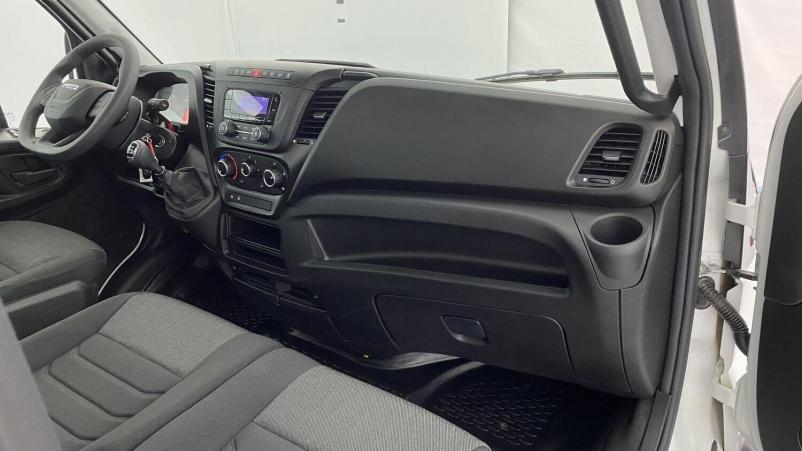 Vente en ligne Iveco Daily Daily III 35C16H 3450 3.0 160ch Q-TOR Ampliroll Palfinger au prix de 66 780 €
