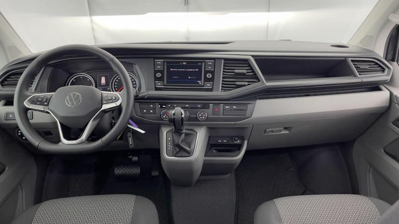 Vente en ligne Volkswagen Transporter Transporter T6.1 PROCAB L1 2.0 TDI 150ch Business Plus DSG7 au prix de 56 100 €