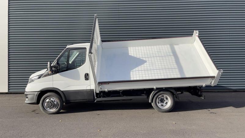 Vente en ligne Iveco Daily Daily III 35C16H 3.0 3450 160ch Tri-Benne JPM au prix de 53 740 €