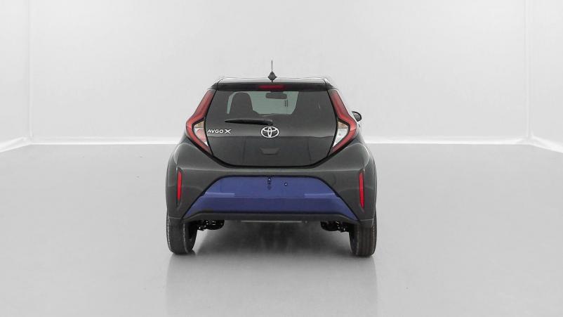 Vente en ligne Toyota Aygo Aygo x Aygo X 1.0 VVT-i 72 Design au prix de 17 700 €