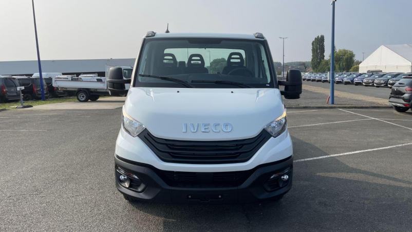 Vente en ligne Iveco Daily Daily III 35S16H 4100 3.0 156ch Porte Voiture Plat'fix PF18 Alu au prix de 57 300 €