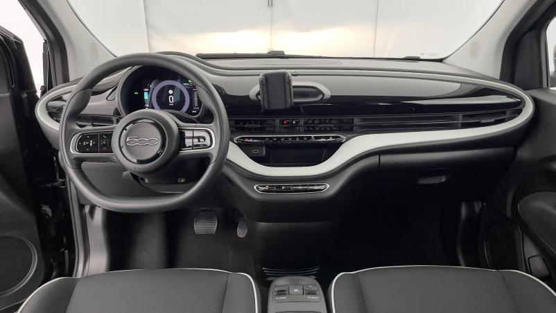 Vente en ligne Fiat 500 500e 23.8kWh Action 95ch au prix de 13 700 €