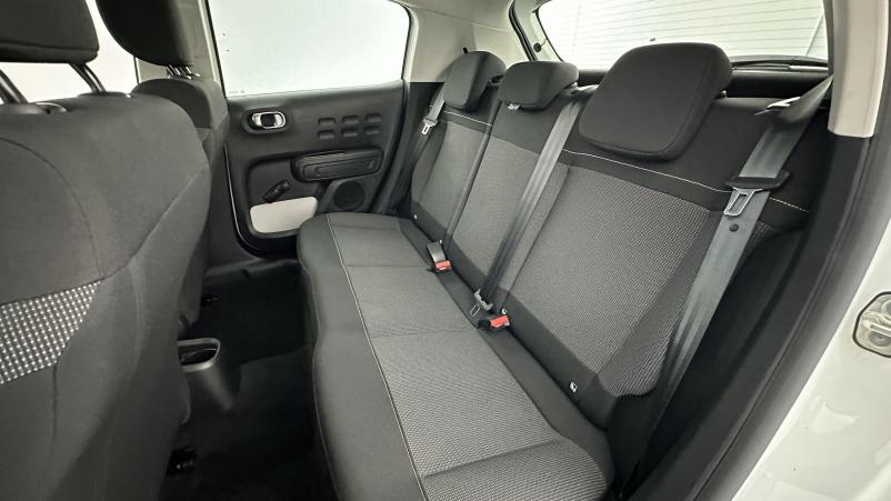 Vente en ligne Citroën C3 C3 1.2 PureTech 83ch Feel Pack au prix de 16 010 €