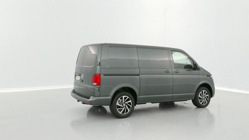 Vente en ligne Volkswagen Transporter Transporter T6.1 VAN 2.8T L1H1 2.0 TDI 204ch Business Plus DSG7 au prix de 58 140 €