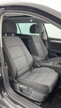Vente en ligne Volkswagen Passat SW Passat sw VIII 1.5 TSI ACT 150ch Life Plus DSG7 au prix de 33 200 €