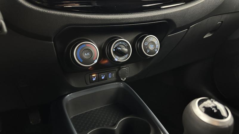 Vente en ligne Toyota Aygo Aygo x Aygo X 1.0 VVT-i 72 Design au prix de 17 700 €