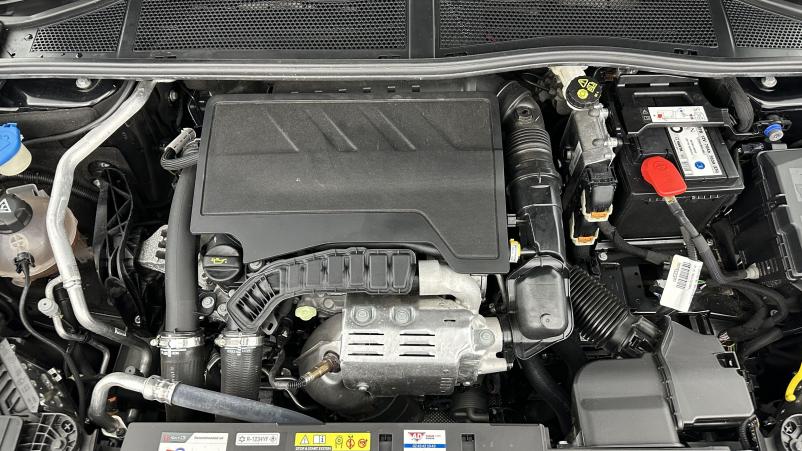 Vente en ligne Peugeot 408 408 1.2 PureTech 130ch Allure Pack EAT8 au prix de 25 010 €