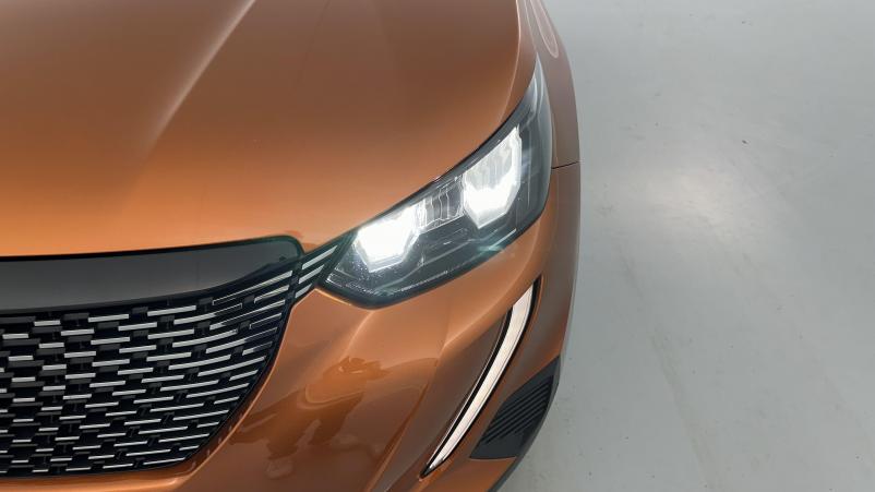 Vente en ligne Peugeot 2008 2008 II 1.5 BlueHDi 130ch Allure EAT8 au prix de 23 000 €