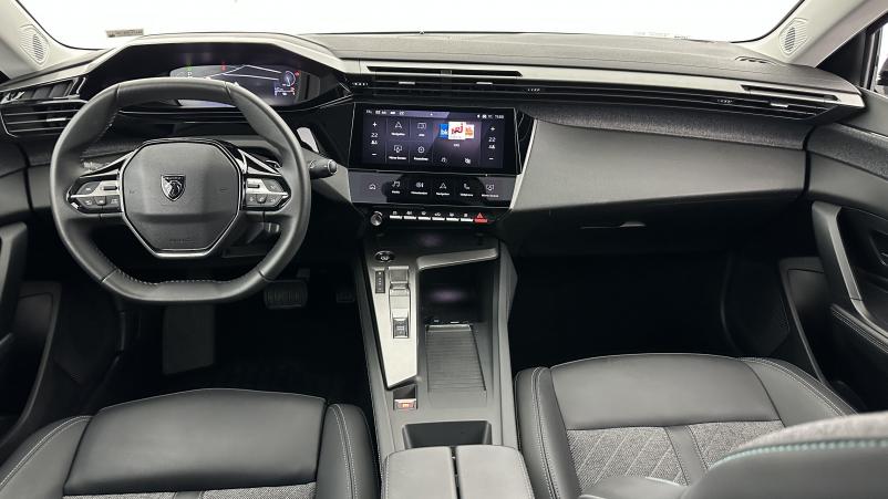 Vente en ligne Peugeot 408 408 1.2 PureTech 130ch Allure Pack EAT8 au prix de 25 010 €