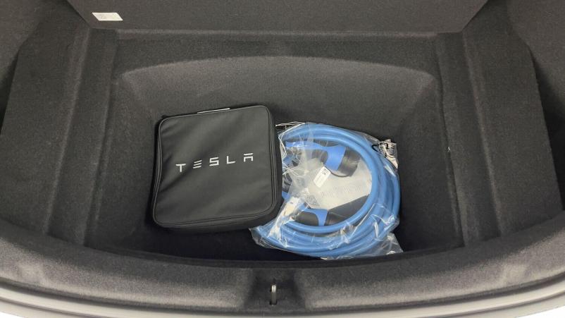Vente en ligne Tesla Model 3 Model 3 II Standard Propulsion (513km) au prix de 43 400 €