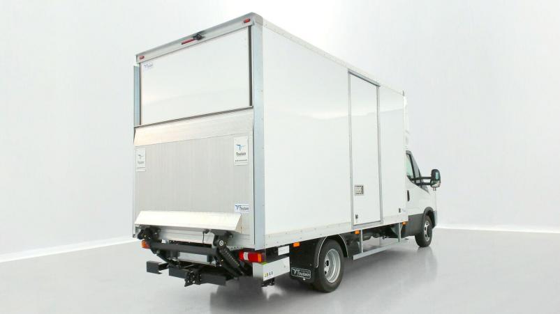 Vente en ligne Iveco Daily Daily III 35C18HA8 4100 3.0 180ch Caisse 20m³ Toutain au prix de 63 710 €