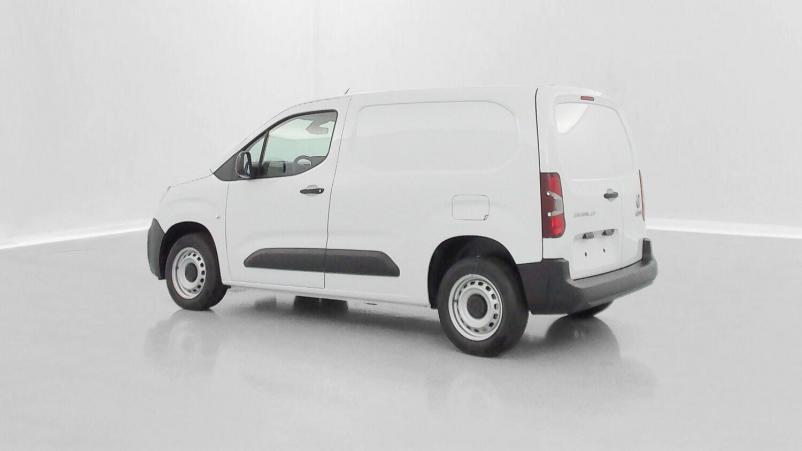 Vente en ligne Fiat Doblo Doblo fourgon III M 650kg BlueHDi 100ch Pack Premium Connect au prix de 23 940 €
