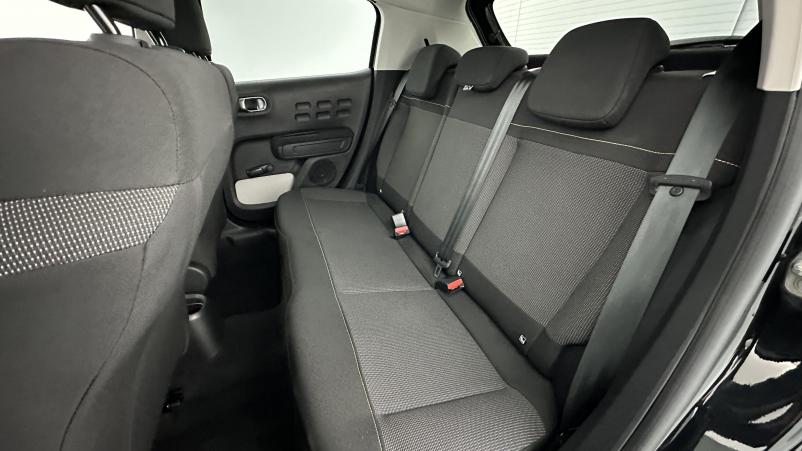 Vente en ligne Citroën C3 C3 III 1.2 PureTech 110ch Max au prix de 16 010 €