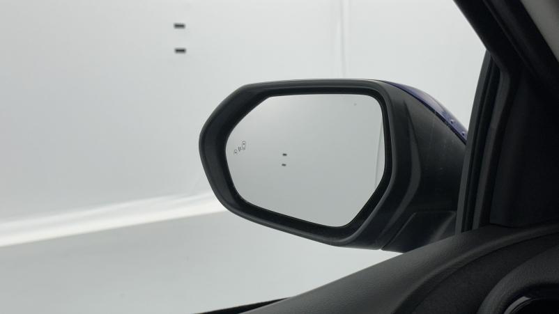 Vente en ligne Toyota Yaris Yaris Hybride 116h Design e-CVT au prix de 26 000 €