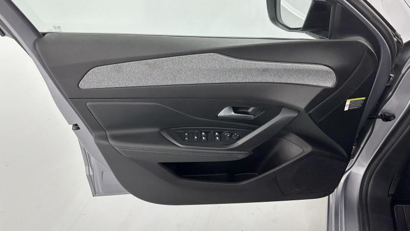 Vente en ligne Peugeot 308 308 1.2 PureTech 130ch Allure EAT8 au prix de 23 400 €