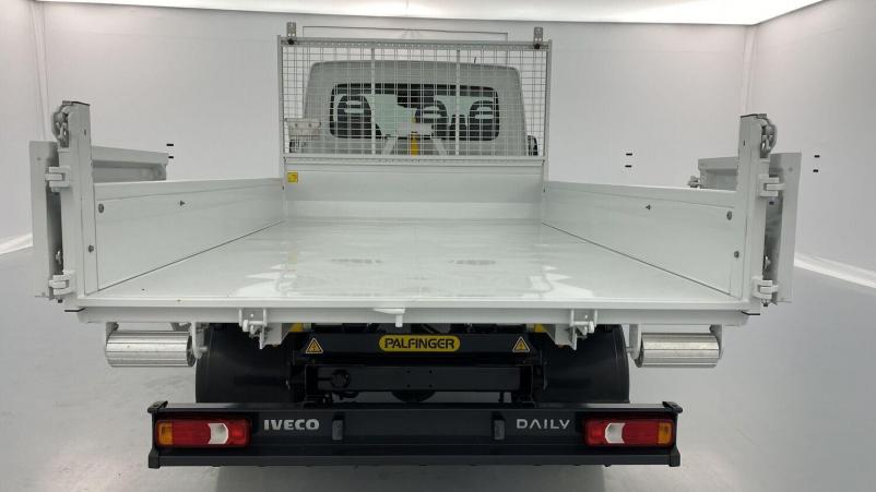 Vente en ligne Iveco Daily Daily III 35C16H 3450 3.0 160ch Q-TOR Ampliroll Palfinger au prix de 66 780 €