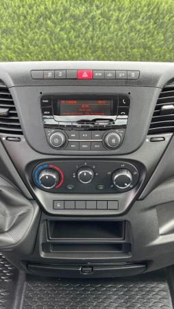 Vente en ligne Iveco Daily Daily III 35S16H 4100 3.0 160ch Porte-Voiture PLAT'FIX PF18 Alu au prix de 59 520 €