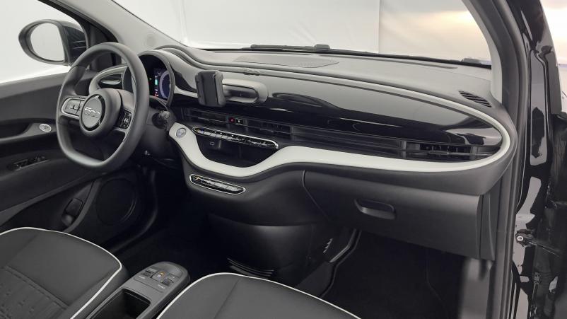 Vente en ligne Fiat 500 500e 23.8kWh Action 95ch au prix de 13 700 €