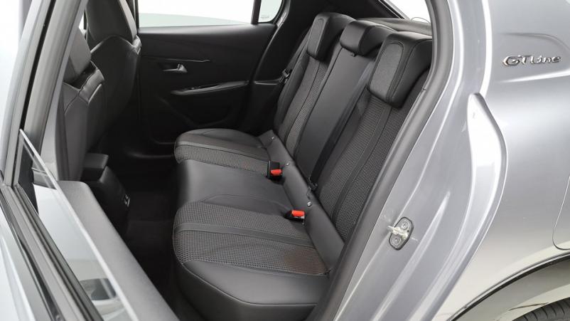 Vente en ligne Peugeot 208  1.2 PureTech S&S 100ch Automatique/8 Gt line au prix de 14 820 €
