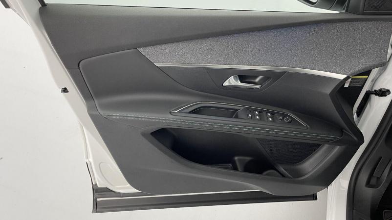 Vente en ligne Peugeot 5008 5008 III 1.5 BlueHDi 130ch Allure Pack EAT8 au prix de 39 500 €