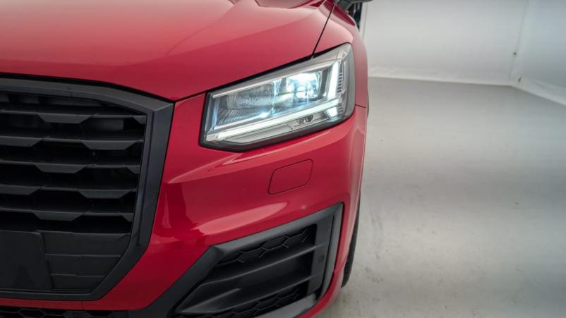 Vente en ligne Audi Q2 35 TFSI COD 150 S tronic 7 S Line au prix de 28 500 €