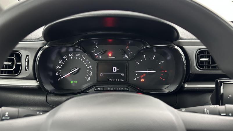 Vente en ligne Citroën C3 C3 III 1.2 PureTech 83ch Shine au prix de 12 000 €