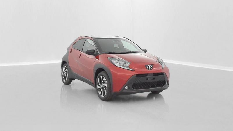 Vente en ligne Toyota Aygo Aygo x Aygo X 1.0 VVT-i 72 Design au prix de 17 700 €