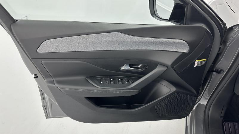 Vente en ligne Peugeot 308 308 III 1.5 BlueHDi 130ch GT EAT8 au prix de 29 700 €
