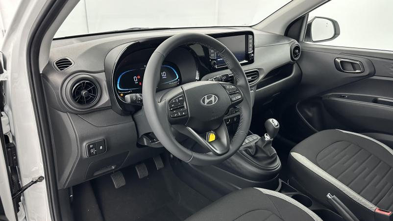 Vente en ligne Hyundai i10 I10 III 1.0 63ch Intuitive au prix de 17 210 €