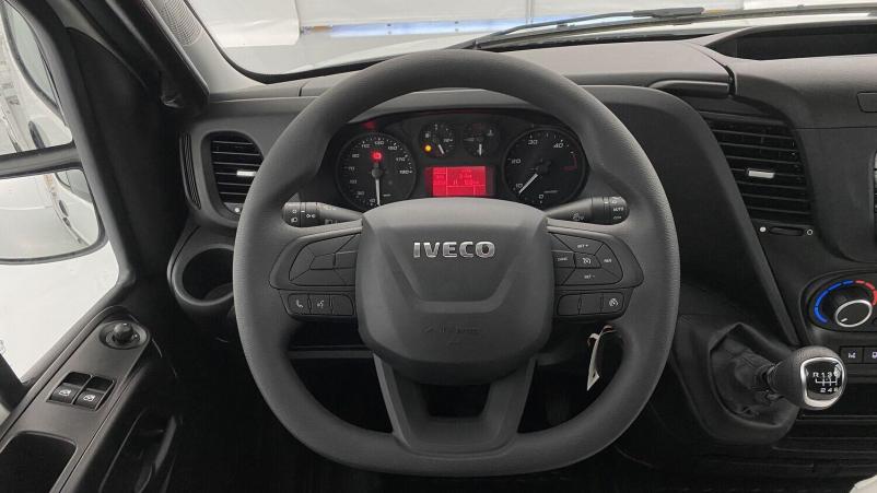 Vente en ligne Iveco Daily Daily III 35C16H 3450 3.0 160ch Q-TOR Ampliroll Palfinger au prix de 66 780 €
