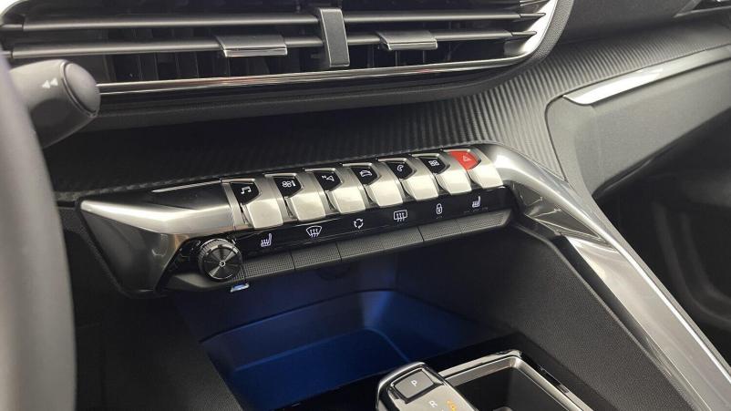 Vente en ligne Peugeot 3008 3008 III 1.2 Puretech 130ch Active Pack EAT8 au prix de 26 400 €
