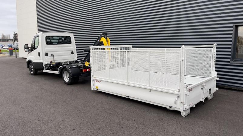 Vente en ligne Iveco Daily Daily III 35C16H 3450 3.0 160ch Ampliroll au prix de 68 630 €
