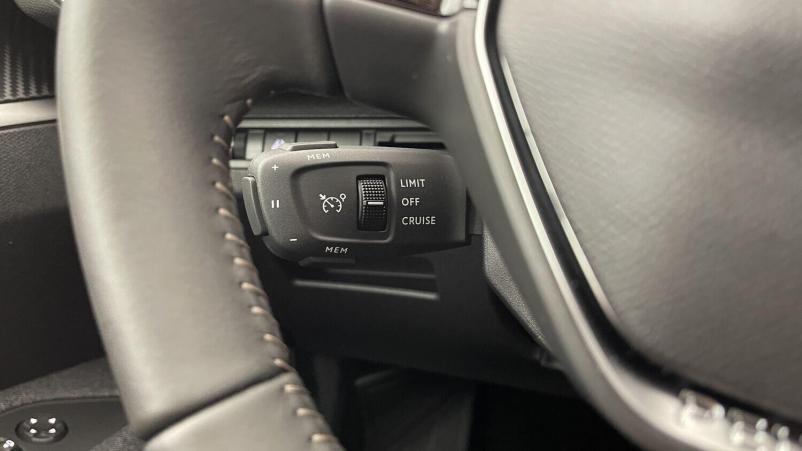 Vente en ligne Peugeot 3008 3008 III 1.2 Puretech 130ch Active Pack EAT8 au prix de 26 400 €