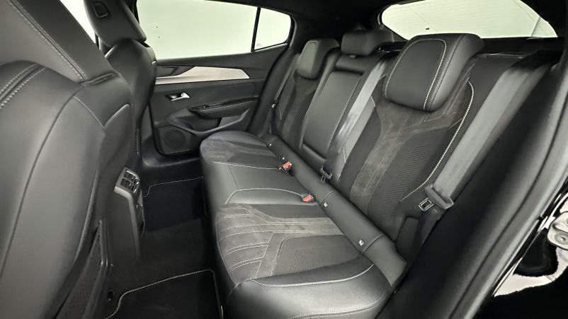 Vente en ligne Peugeot 408 408 1.2 PureTech 130ch GT EAT8 au prix de 28 400 €